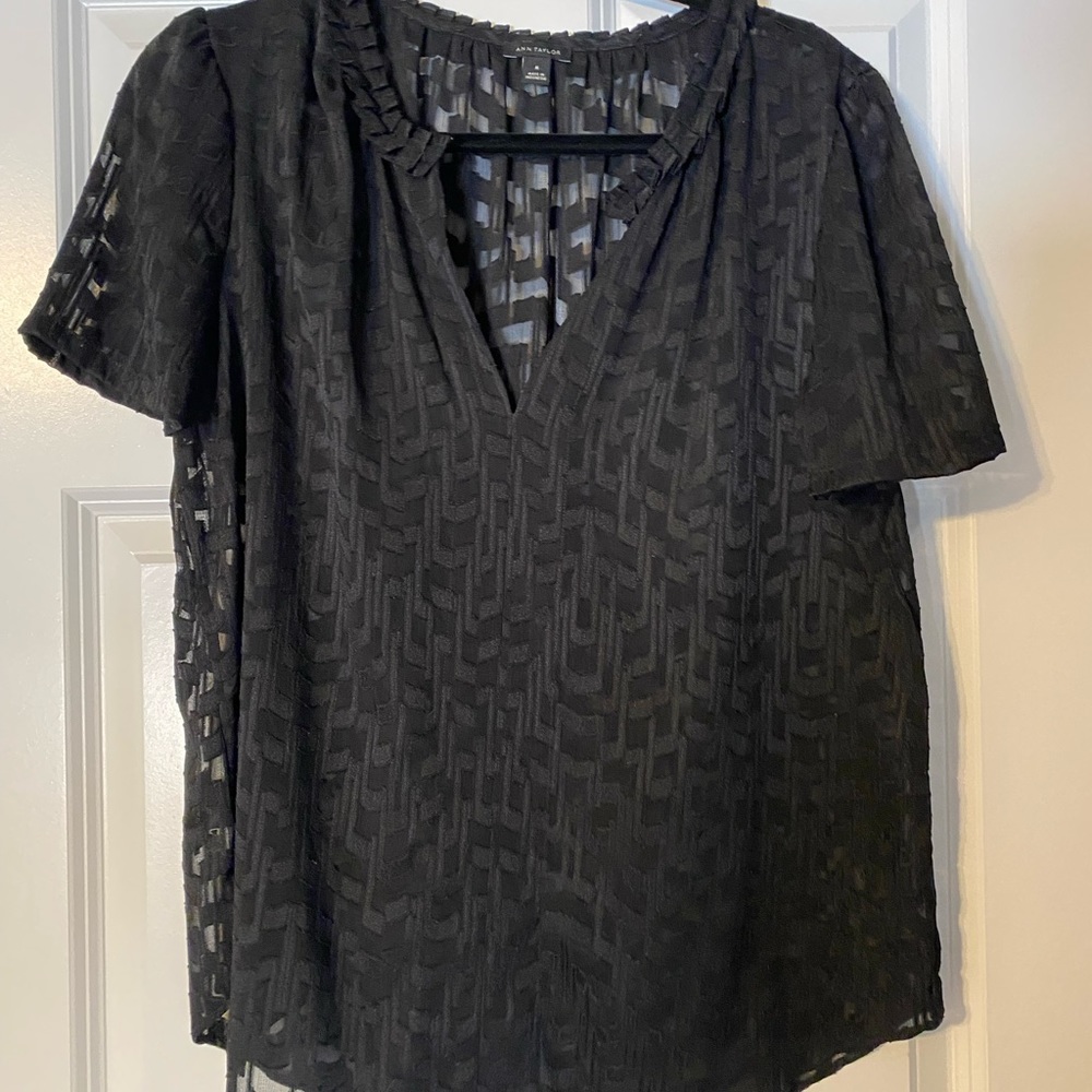Ann Taylor Blouse - M